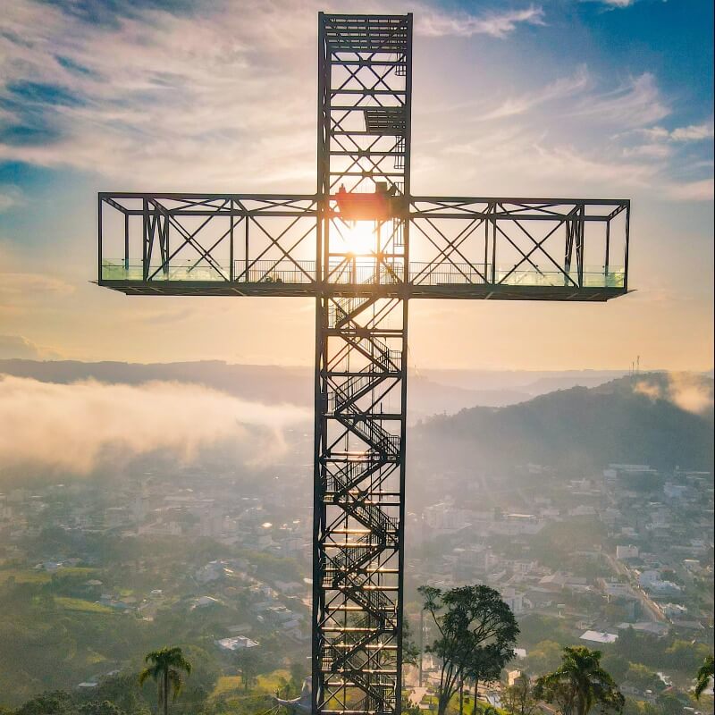 Complexo conta com a primeira Cruz Panorâmica do mundo
